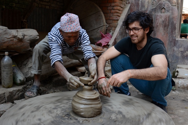 4 Bhaktapur pottery com miki